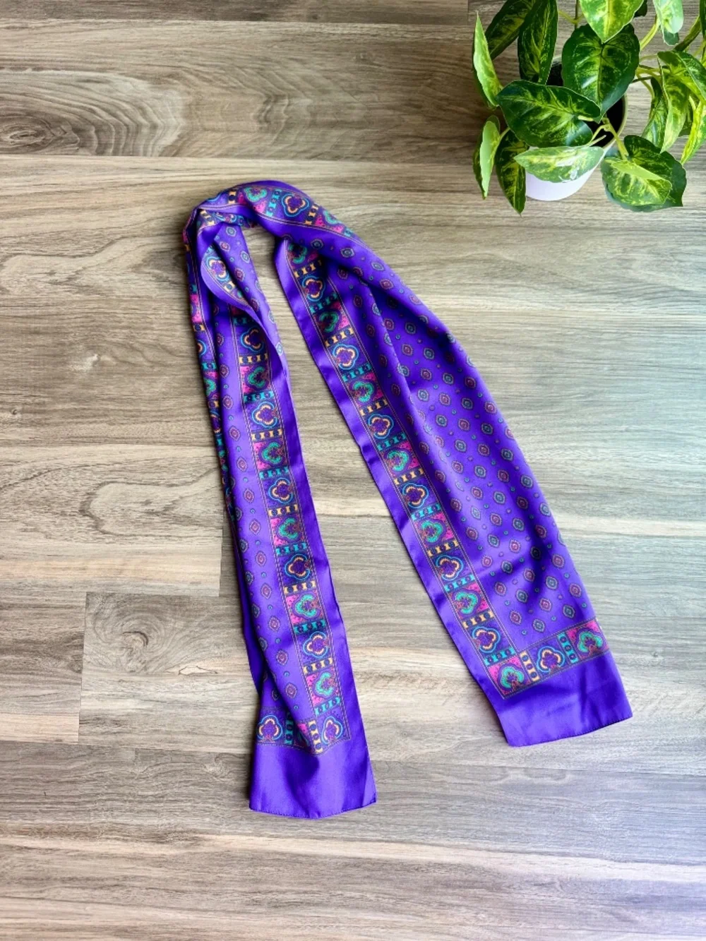 Vintage Inspired Purple Satin Scarf Geometric‎ Medallion Print Wrap